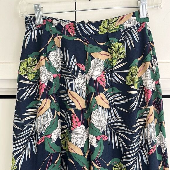 The Sang Tropical Leaf Palm Print Split Wide Leg Pants - Picture 2 of 7